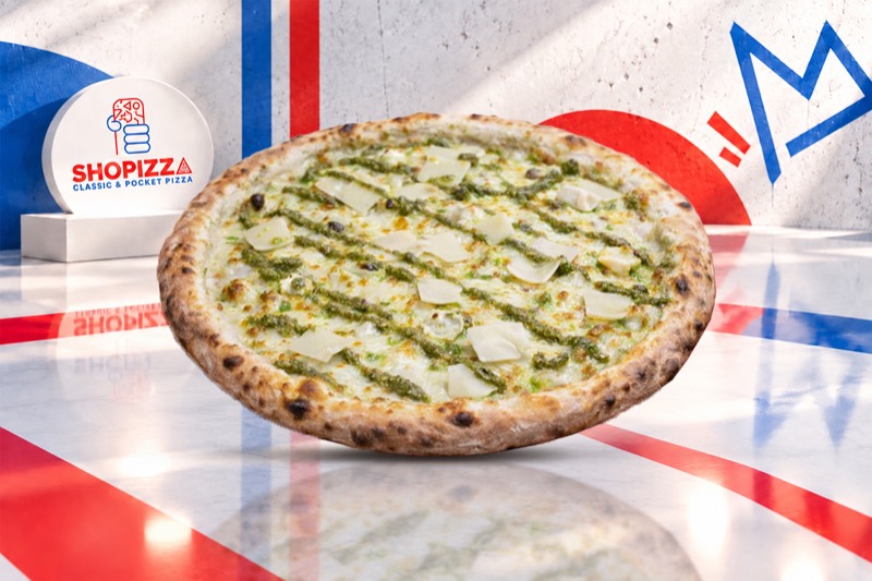 Pizza pesto raviole